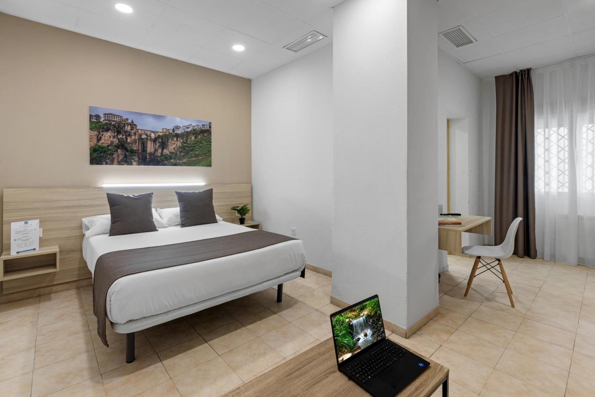 Vas Malaga Ciudad Hotel Eksteriør billede